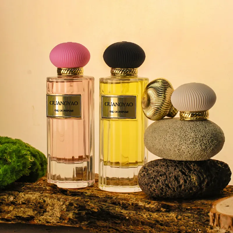 Groothandel Glazen Parfumflesjes Verkrijgbaar In Formaten Van 50Ml 100Ml Bieden Ze Een Luxe Spuitontwerp Voor Een Toegeeflijke Ervaring