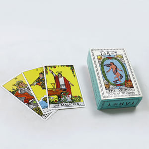 Fabricant <span class=keywords><strong>de</strong></span> cartes <span class=keywords><strong>de</strong></span> tarot <span class=keywords><strong>oracle</strong></span> à impression personnalisée imprimant des cartes <span class=keywords><strong>de</strong></span> tarot voyants légers avec guide dans une boîte en grille - Product Image 6