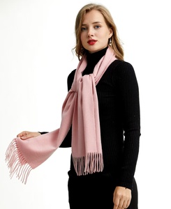 Vente en gros d'écharpes en pashmina épaisses, chaudes et décontractées pour femmes, châles épais et chauds pour dames, écharpe en cachemire pour femme, vente en cachemire personnalisée - Product Image 1