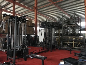 Equipo de fitness 8 estaciones Equipo de gimnasio multifunción Cable Jungle y máquina de fuerza cruzada 8 estaciones - Product Image 4