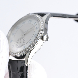 Montre P 2026 : Meilleure Vente, Montre Argentée avec Anneaux Diamantés, Cadeau Exquis de Haute Qualité pour l'Élite des Affaires, Idéale pour la Saison des Fêtes - Product Image 3