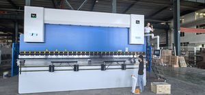 Máquina plegadora eléctrica-hidráulica CNC 400T6000, dobladora de láminas de placa de precisión de alta flexión, controlador DA53T - Product Image 2