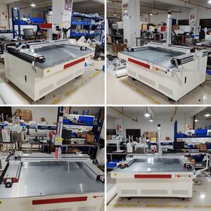 Graveur laser à <span class=keywords><strong>fibre</strong></span> JPT MOPA 200W, machine <span class=keywords><strong>de</strong></span> gravure laser avec table mobile XY grand format, machine <span class=keywords><strong>de</strong></span> marquage industriel des métaux - Product Image 5