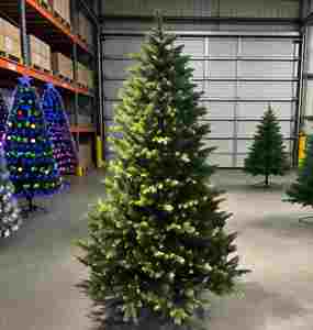 Luxury Full PE Wholesale Artificial Christmas <b>Tree</b> Hot Selling <b>with</b> Stready Base for Home Decorations - Product Image 1