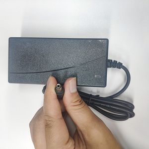 Adaptador de Corriente de Entrada CA a CC de 15V 3A 2A C8 C14 Marca <span class=keywords><strong>Qida</strong></span> para Escritorio, Precio al por Mayor, con 2 Años de Garantía y 86% de Eficiencia - Product Image 5