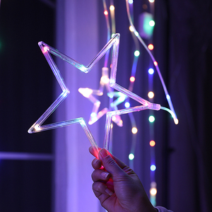 Cadena de luces de cortina de carámbano acrílico personalizable diseño de Luna y estrella de Navidad para decoración de dormitorio interruptor alimentado para vacaciones - Product Image 3
