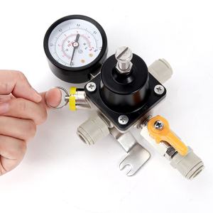 Régulateur de <span class=keywords><strong>CO2</strong></span> secondaire à jauge unique de la nouvelle série économique avec soupape de surpression - Product Image 4