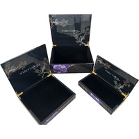 Boîte cadeau en bois personnalisée de haute qualité avec finition laquée piano pour chocolats et dattes, idéale pour le marché de Dubaï en l'occasion du Ramadan