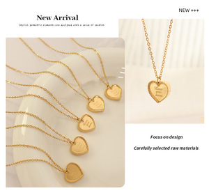 Collar de Joyería con Colgante de Corazón 3D de Acero Inoxidable con Texto en Inglés LOVE YOU MORE, Color Oro/Oro Rosa/Plata, Regalo para Mujer - Product Image 5