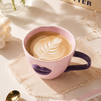Mug à café en céramique personnalisé nordique, tasse en céramique 3D gaufrée Lèvres, mignonne tasse à baiser, cadeau de Saint-Valentin avec logo