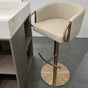 <span class=keywords><strong>Tabouret</strong></span> <span class=keywords><strong>de</strong></span> <span class=keywords><strong>bar</strong></span> <span class=keywords><strong>de</strong></span> restaurant <span class=keywords><strong>de</strong></span> luxe léger et robuste chaises <span class=keywords><strong>de</strong></span> <span class=keywords><strong>bar</strong></span> <span class=keywords><strong>de</strong></span> café <span class=keywords><strong>de</strong></span> cuisine rotatives à hauteur <span class=keywords><strong>de</strong></span> comptoir avec cadre en métal simple avec levage - Product Image 3
