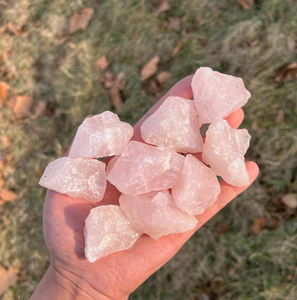 Wholesale Natural Rose Quartz <b>Raw</b> Stones Natural Rough <b>Crystal</b> Mineral for Jewelry Making Craft Projects Home Decoration - Product Image 1