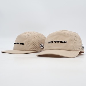 Gorra Deportiva Personalizada de 5 Paneles para Maratón con Logotipo Reflectante, Gorra de Running para Hombre, Gorra de Trail Running Personalizada - Product Image 3