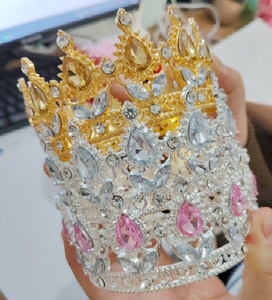 Decorazione per Torte Corona in Lega Placcata Oro con Strass Multicolore Corona <span class=keywords><strong>da</strong></span> <span class=keywords><strong>Regina</strong></span> per Feste di Compleanno e Matrimoni - Product Image 3