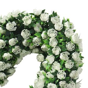 Vente en Gros de Roses Suspendues par Simulation Guirlande de Cœur Plante Artificielle Herbe Fleur Artificielle pour la Décoration de Mariage à la Maison - Product Image 2