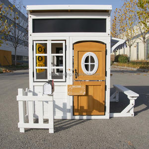 Casa de Juegos de Madera para Niños al Aire Libre en el Patio Trasero, Jardín o Parque - Product Image 1