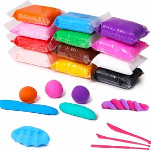 Set di argilla secca a 12 colori morbido Ultra leggero modellante di pasta per il gioco e melma giocattolo educativo fatto a mano per bambini - Product Image 3