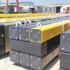 Parafango Marino in HDPE per Banchine Galleggianti, Paraurti per Moli, Parafango per Yacht e Porti, Antiruggine, Resistente alle Intemperie, con Oltre 20 Brevetti - Product Image 1