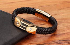 <span class=keywords><strong>Bracelet</strong></span> en <span class=keywords><strong>cuir</strong></span> véritable personnalisé pour hommes avec fermoir magnétique en acier inoxydable cadeau d'anniversaire mignon <span class=keywords><strong>de</strong></span> style tendance pour hommes femmes - Product Image 6