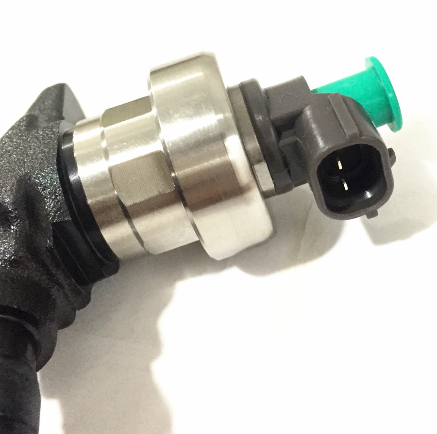 Wholesale Diesel Injector 295050-2160 Common Rail Injector 8-98282514-0 for Isuzu 4JJ1