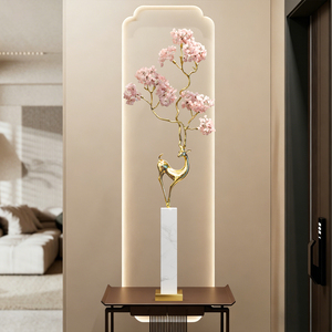 Estatua de Ciervo de la Suerte con Flores Doradas y Base de Mármol, Estilo Chino Moderno, Decoración para Entrada, Sala de Estar o Mueble de TV - Product Image 1