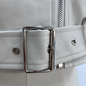 Chaqueta de Cuero Corta <span class=keywords><strong>Beige</strong></span> para <span class=keywords><strong>Mujer</strong></span>, Estilo Motero, con Mangas de Correa, Colores Personalizables Disponibles - Product Image 5