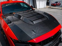 Cubierta de Motor de Fibra de Carbono Seca Estilo SC de Alta Calidad para Ford Mustang 2024+