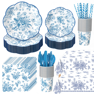 Ensemble de vaisselle et de serviettes à motifs floraux bleus vintage pour les goûters, les anniversaires et les mariages. - Product Image 1