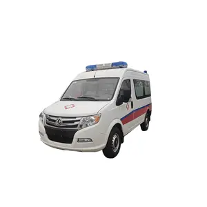 Precio de fábrica de China 6 asientos 4x2 médicos hospital de emergencia transmitir ambulancia vehículo para la venta