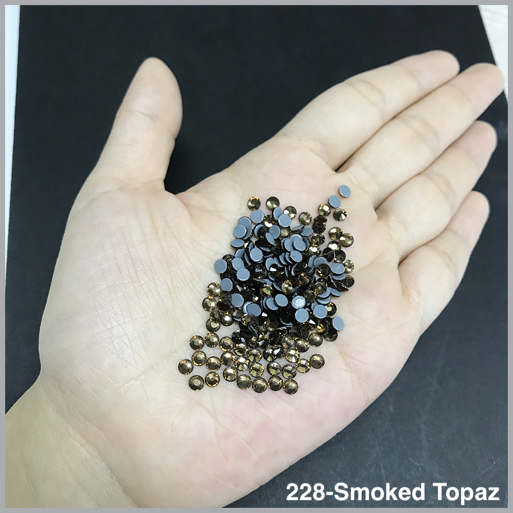 228-สีโทแพซรมควัน