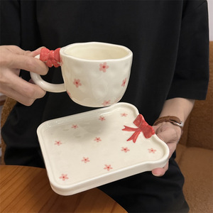 Taza y Platillo de Porcelana con Relieve de Oso Pintado a Mano, Estilo Vintage Francés, Forma de Arco, 220 ml, para Té de la Tarde, Postre, Platos para Pan - Product Image 3