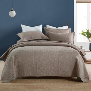 Solid Embroidery Geometric Reversible Queen <strong>King</strong> <strong>Size</strong> 3 Pieces 100% Cotton Quilted <strong>Bed</strong> <strong>Spread</strong> - Product Image 2