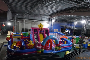 Enfants gonflables sautant <span class=keywords><strong>le</strong></span> parc gonflable de videur de terrain de jeu de château - Product Image 6