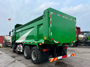 Camion benne lourd d'occasion SINOTRUCK HOWO 6x4 Diesel, capacité 31-40T, moteur Euro 3, 351-450HP, boîte de vitesses manuelle FAST, caméra arrière - Product Image 5