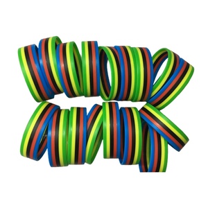 สายรัดข้อมือซิลิโคนสีรุ้งกำไลข้อมือยางมีหลายสีให้เลือก
