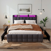 N'achetez plus jamais d'adaptateurs avec cette station de charge USB Type C et son lit de rangement en tissu avec 4 tiroirs, format Queen.