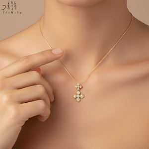 Nuevo y Popular, Joyería Vintage Exquisita, Colgante de Cruz de Oro Sólido de 18K con Diamantes Naturales, Ideal como Regalo para Mujer - Product Image 4