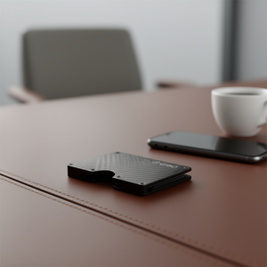 Clip para Billetes de Fibra de Carbono con Diseño Minimalista y Elegante para Hombre - Product Image 2