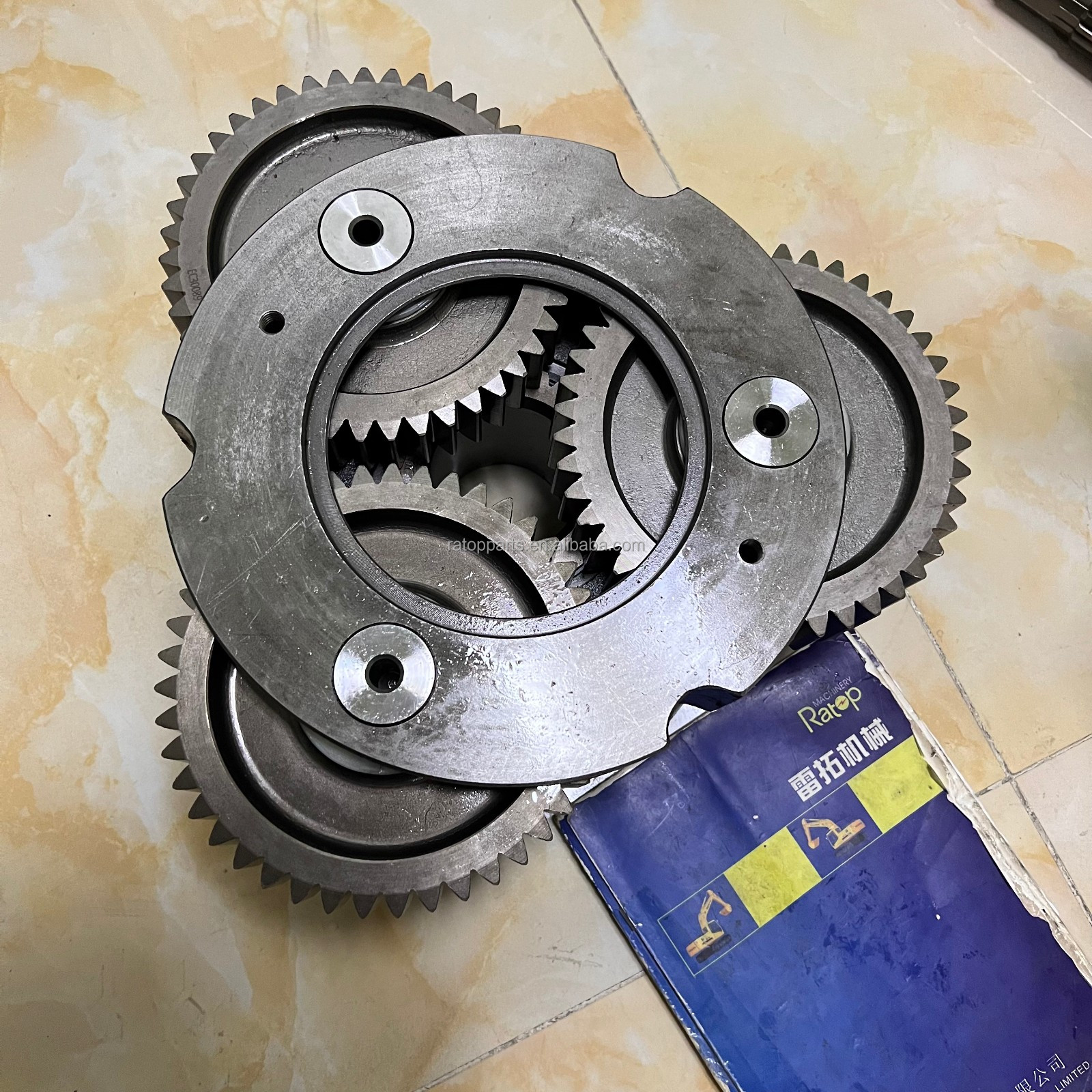 デオエース High Quality Final Drive Planet Carrier Assy VOE14528727