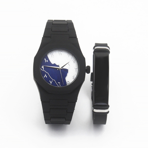 Luxury <b>Watch</b> for Men Lightweight Plastic Material 40mm Dial Quartz <b>Watches</b> Bracelet <b>Set</b> Jewelry Bulk Buy - Product Image 3