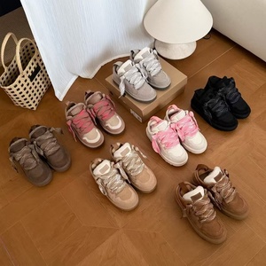 Nouvelles Bottes d'Hiver Classiques pour Femmes 2026 – Design Innovant, Qualité Supérieure, Décontractées, Intérieur/Extérieur, Tige en Peau de Mouton, Thermiques, Légères, Fourrées - Product Image 1