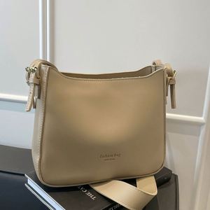2026 Fashion Tote Bag Women <b>Large</b> Capacity Underarm Bag Versatile Shoulder Crossbody <b>Purse</b> Trendy Minimalist Handbag - Product Image 4