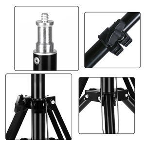 Tripod Lampu Studio Ringan 1.8m untuk Flash Fotografi - Product Image 3