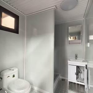 Remolque móvil de lujo de <span class=keywords><strong>4</strong></span> estaciones VIP, baño de lujo de acero de alta gama, inodoros portátiles modernos para exteriores con inodoro de <span class=keywords><strong>Ducha</strong></span> - Product Image 4