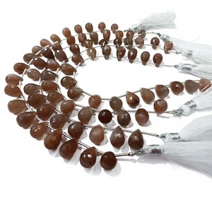 Perles facettées en pierre de lune chocolat brun naturel, forme goutte d'eau, 8x12mm, brin de 8 pouces de long - Product Image 1
