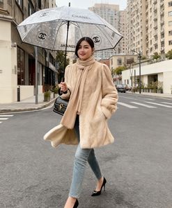 <span class=keywords><strong>Manteau</strong></span> de fourrure de vison personnalisé <span class=keywords><strong>chaud</strong></span>, luxueux et lisse pour les femmes de Noël nouveau style - Product Image 5