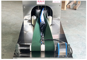 Machine automatique à dos ouvert pour l'abattage, le pelage, l'éviscération, le nettoyage et la découpe du poisson, modèle H - Product Image 5