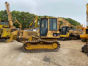 รถดันดิน CAT D4G LGP แบบตีนตะขาบ กำลัง 160 กิโลวัตต์ ความจุดันดิน 4.5 ลูกบาศก์เมตร เครื่องจักรกลหนักมือสองสำหรับงานก่อสร้าง - Product Image 1