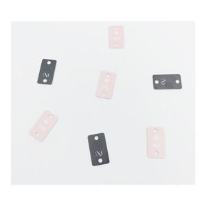 Étiquette rectangulaire en ABS avec numéro et plaque nominative imprimés, numérotée de manière consécutive, pour cintre de vestiaire - Product Image 3