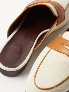 Top Classic Look Nieuw Design Vrouwen Sandaal Dames Platte Slipper Muilezel Schoenen Mode Trend Casual Stijl - Product Image 2